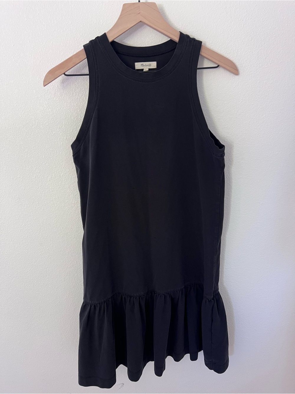 Madewell Black Sleeveless Ruffle-Hem Midi Dress